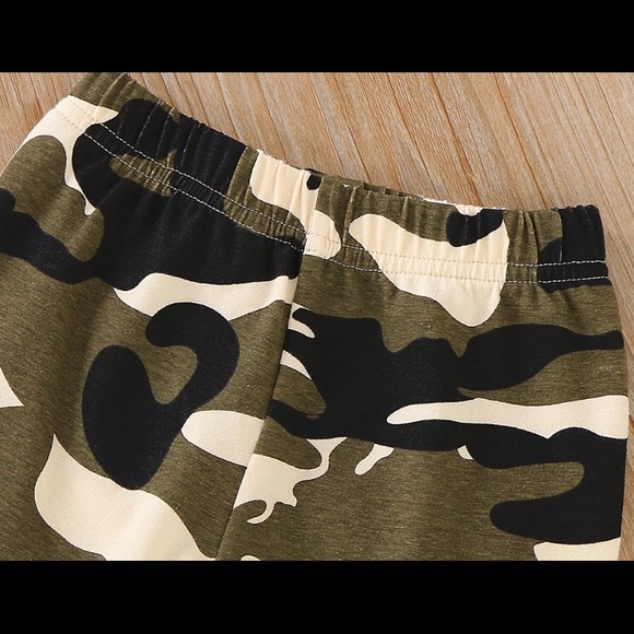 NWT MR STEAL YOUR GIRL Print Hoodie and Camo Pants Set multiple sizes av… - Picture 4 of 8